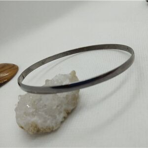 Black silver‎ metallic bracelet